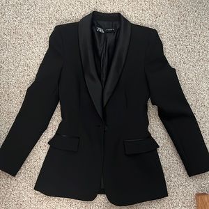 Zara tuxedo blazer satin lapel